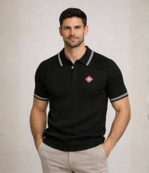 10 Polo noir à rayures blanches – Style intemporel